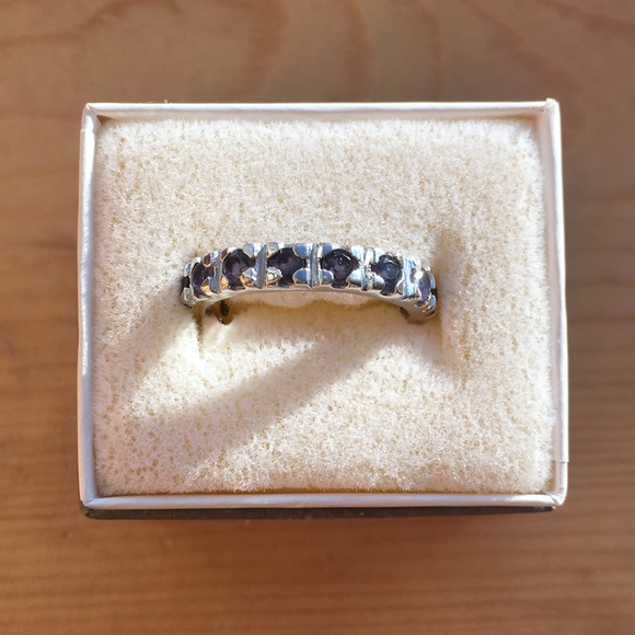 Iolite and sterling eternity ring - Picture 2 of 6